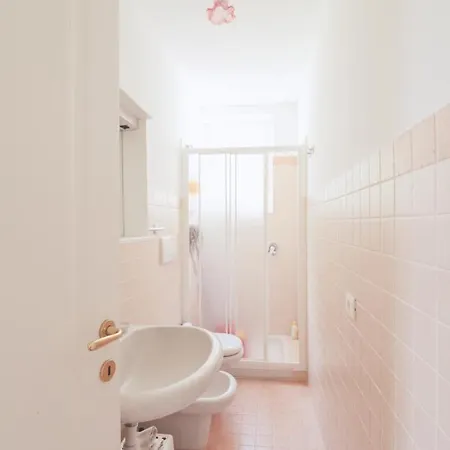 Casa Dei Tunon بيت للعطل *